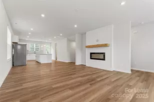 10138 Hemingway Pl, Mint Hill, NC 28227 - Photo 3