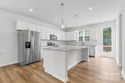 10138 Hemingway Place, Mint Hill, NC 28227 - Photo 9