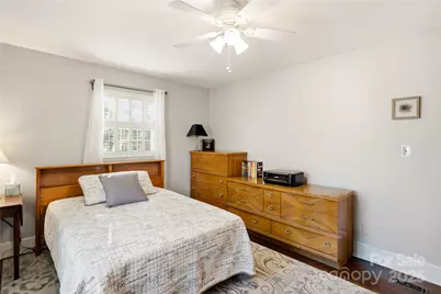 7012 Morganford Road, Charlotte, NC 28211 - Photo 33