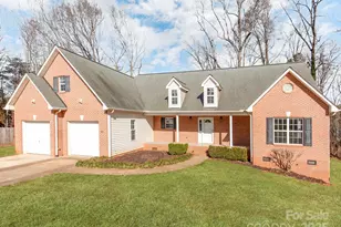 8115 Sisters Ln, Denver, NC 28037 - Photo 3