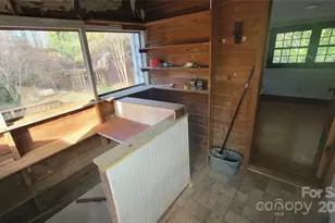 1517 Summerville Rd, Charlotte, NC 28214 - Photo 25