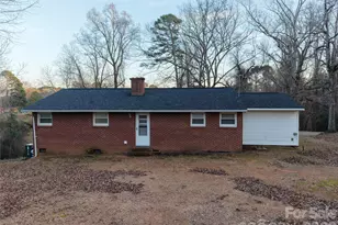 327 Breslin St, Wadesboro, NC 28170 - Photo 33