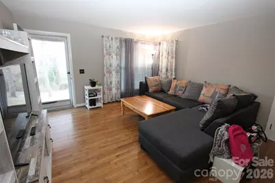 327 Breslin Street, Wadesboro, NC 28170 - Photo 9