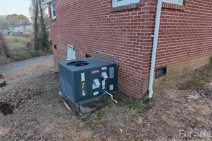 327 Breslin St, Wadesboro, NC 28170 - Photo 39