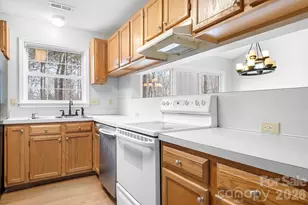 177 Highland Woods Ct, Denver, NC 28037 - Photo 7