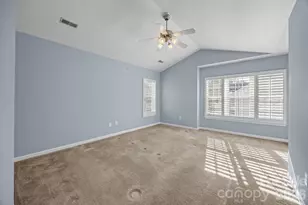 4721 David Cox Rd, Charlotte, NC 28269 - Photo 17