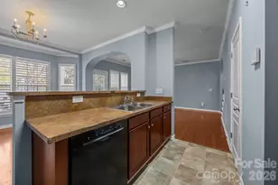 4721 David Cox Rd, Charlotte, NC 28269 - Photo 11