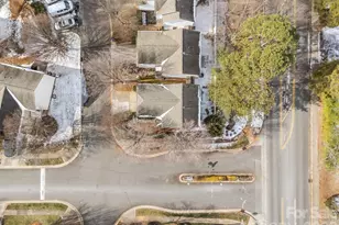 4721 David Cox Rd, Charlotte, NC 28269 - Photo 35