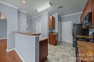 4721 David Cox Rd, Charlotte, NC 28269 - Photo 9