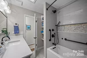 20 Country Rd, Hendersonville, NC 28791 - Photo 13