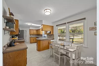 20 Country Road, Hendersonville, NC 28791 - Photo 3