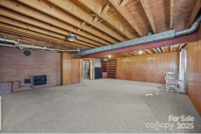 20 Country Road, Hendersonville, NC 28791 - Photo 15