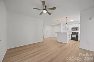 176 Brickton Village Cir, Fletcher, NC 28732 - Photo 5