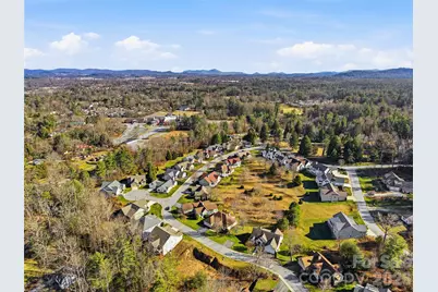 183 Williams Meadow Loop, Hendersonville, NC 28739 - Photo 27