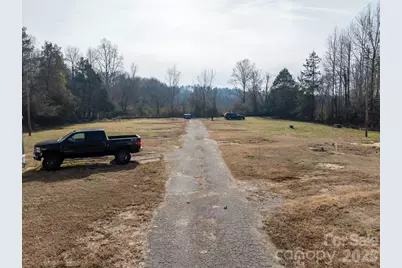 3036 Nc 18 US 64 Highway, Morganton, NC 28655 - Photo 15