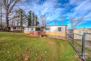 28 Holly Acres Ln, Arden, NC 28704 - Photo 43