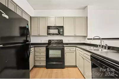 1315 East Boulevard #534, Charlotte, NC 28203 - Photo 5