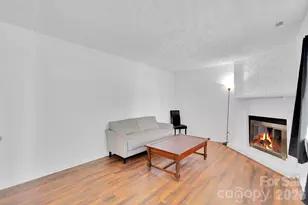 8510 Castle Pine Ct, Charlotte, NC 28226 - Photo 5