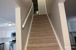 8510 Castle Pine Ct, Charlotte, NC 28226 - Photo 9