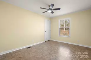 3200 Craig Ave, Valdese, NC 28690 - Photo 17