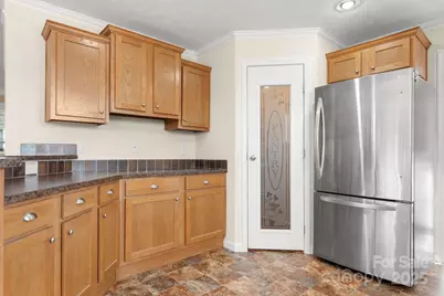 3200 Craig Avenue, Valdese, NC 28690 - Photo 9