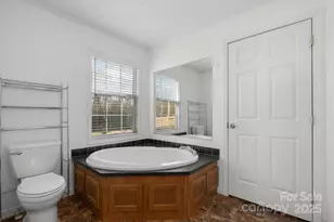 3200 Craig Ave, Valdese, NC 28690 - Photo 15