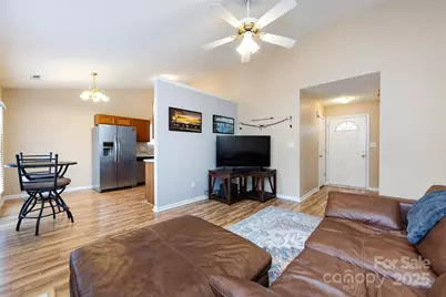 11015 Olde English Drive, Charlotte, NC 28216 - Photo 11