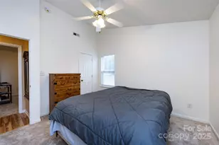 11015 Olde English Dr, Charlotte, NC 28216 - Photo 23