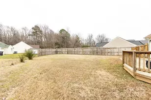 11015 Olde English Dr, Charlotte, NC 28216 - Photo 37