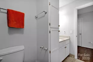 9041 J M Keynes Dr, Charlotte, NC 28262 - Photo 13