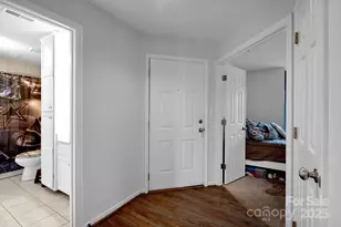 9041 J M Keynes Dr, Charlotte, NC 28262 - Photo 21