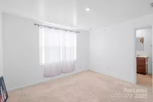 2715 Sydney Overlook Ln, Charlotte, NC 28269 - Photo 13