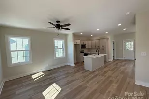 205 Putnam St, Shelby, NC 28152 - Photo 3