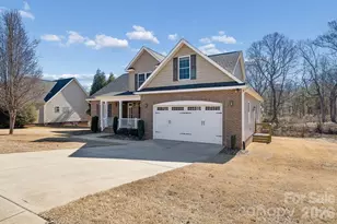 1736 Williamsburg Dr, Rock Hill, SC 29732 - Photo 7