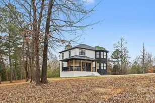 504 6 Mile Creek Rd, Lancaster, SC 29720 - Photo 1