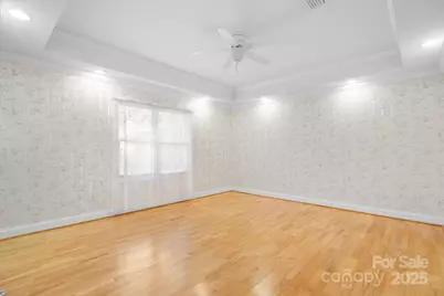 906 3rd Street Drive NE, Conover, NC 28613 - Photo 11