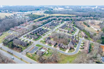 906 3rd Street Drive NE, Conover, NC 28613 - Photo 35