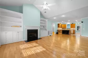 906 3rd St Dr NE, Conover, NC 28613 - Photo 5