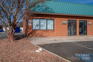 6128 Brookshire Blvd, Charlotte, NC 28216 - Photo 1