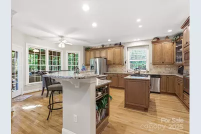 9421 Briarwick Lane, Charlotte, NC 28277 - Photo 5