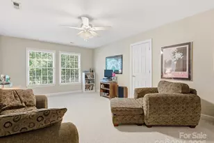 9421 Briarwick Ln, Charlotte, NC 28277 - Photo 35