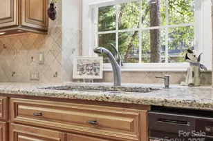 9421 Briarwick Ln, Charlotte, NC 28277 - Photo 9