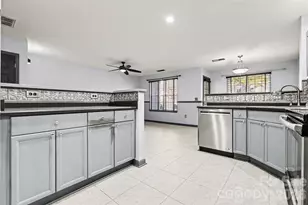 9733 Elizabeth Townes Ln, Charlotte, NC 28277 - Photo 9