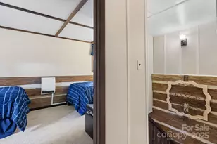 1040 Oak Rdg Ln, Mars Hill, NC 28754 - Photo 15