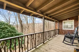 1040 Oak Rdg Ln, Mars Hill, NC 28754 - Photo 3
