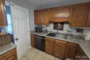 5202 Robin Ln, Randleman, NC 27317 - Photo 35