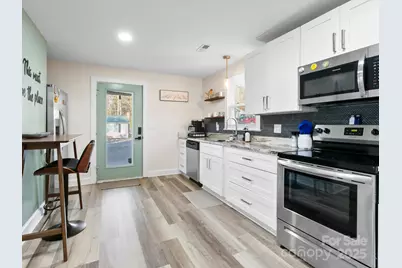 240 Norleon Avenue, Hendersonville, NC 28791 - Photo 7