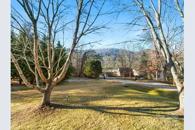 240 Norleon Avenue, Hendersonville, NC 28791 - Photo 25