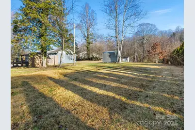 240 Norleon Avenue, Hendersonville, NC 28791 - Photo 27