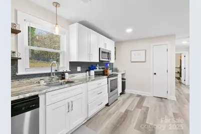 240 Norleon Avenue, Hendersonville, NC 28791 - Photo 5